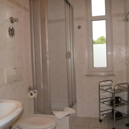 Residenz Seeblick, Fewo 10 Mit Balkon Und Ostseeblick Sellin  Exterior photo