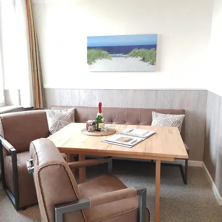 Residenz Seeblick, Fewo 10 Mit Balkon Und Ostseeblick Sellin  Exterior photo