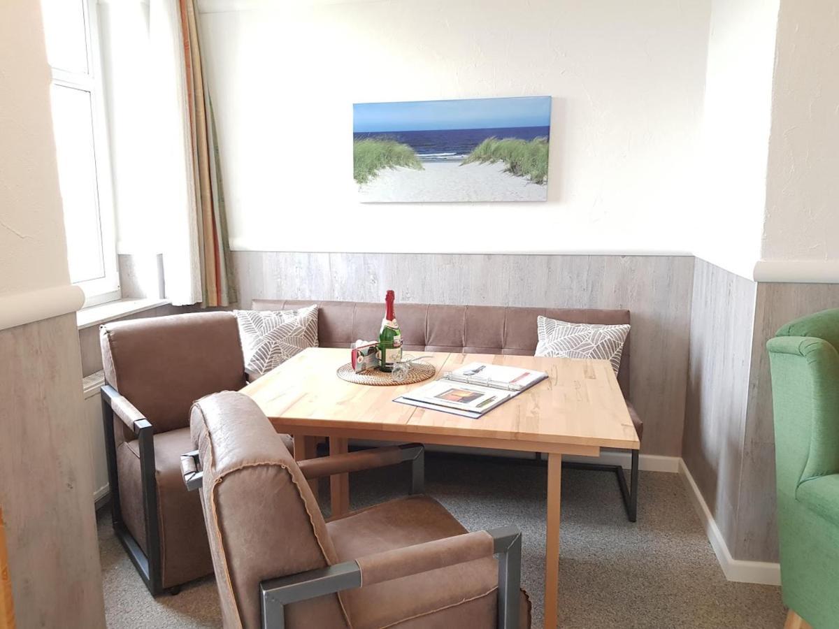 Residenz Seeblick, 10 Mit Balkon Und Ostseeblick * Sellin (Rugen)